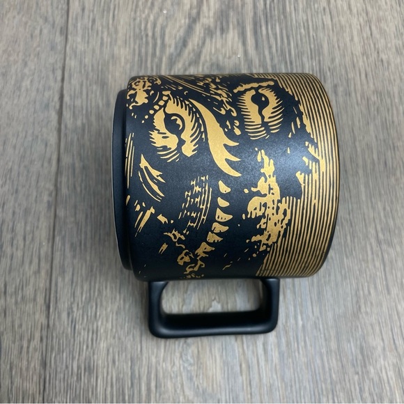 Starbucks Coffee Cup Mug COSTA RICA 2016 Matte Black Gold Fish 14 Oz - Picture 8 of 10